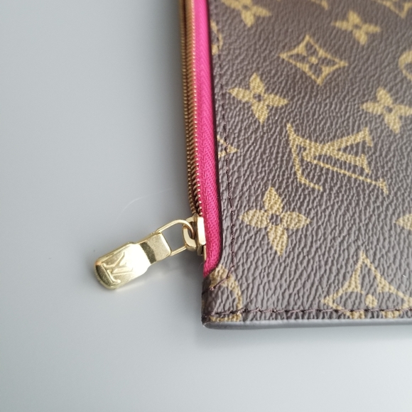 Louis Vuitton LV Beautiful Initials Neverfull MM Pouch Monogram Signature - Picture 7 of 14